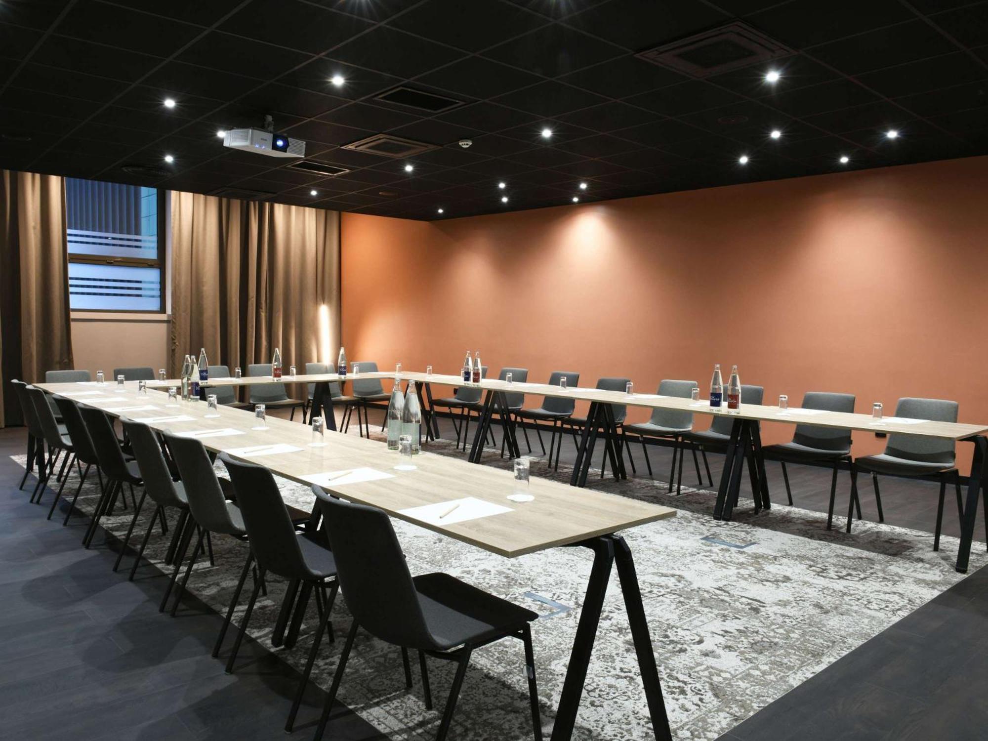 Mercure Centre Gare Hotel Arras