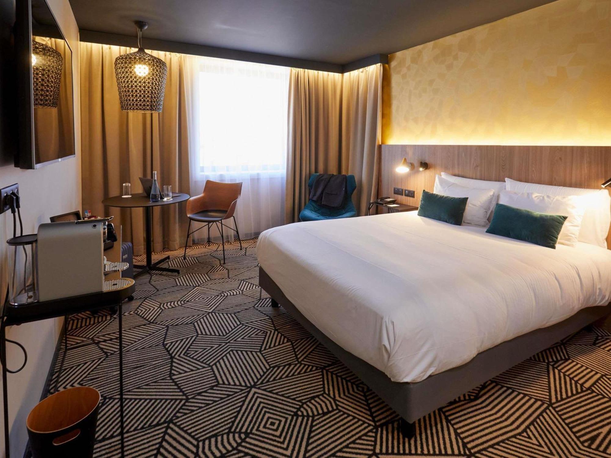 Hotel Mercure Centre Gare 4*